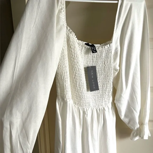 White dress - Picture 2 of 3